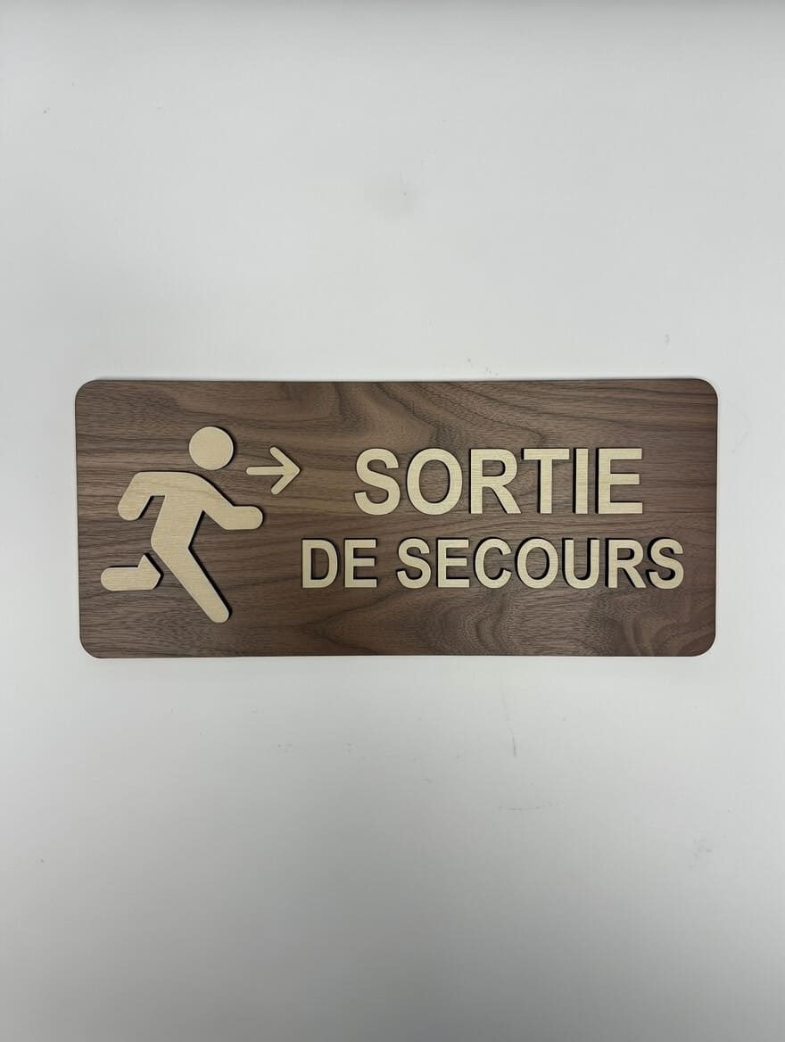 Panneau Sortie de secours - Signalétique sécurité issue de secours en bois