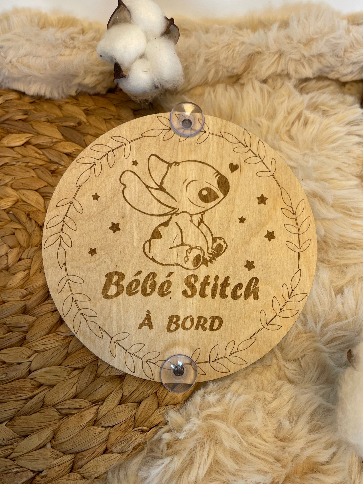Bébé Stitch à bord en bois / Bébé à bord pour voiture - Cadeau de naissance original Disney Ma boutique