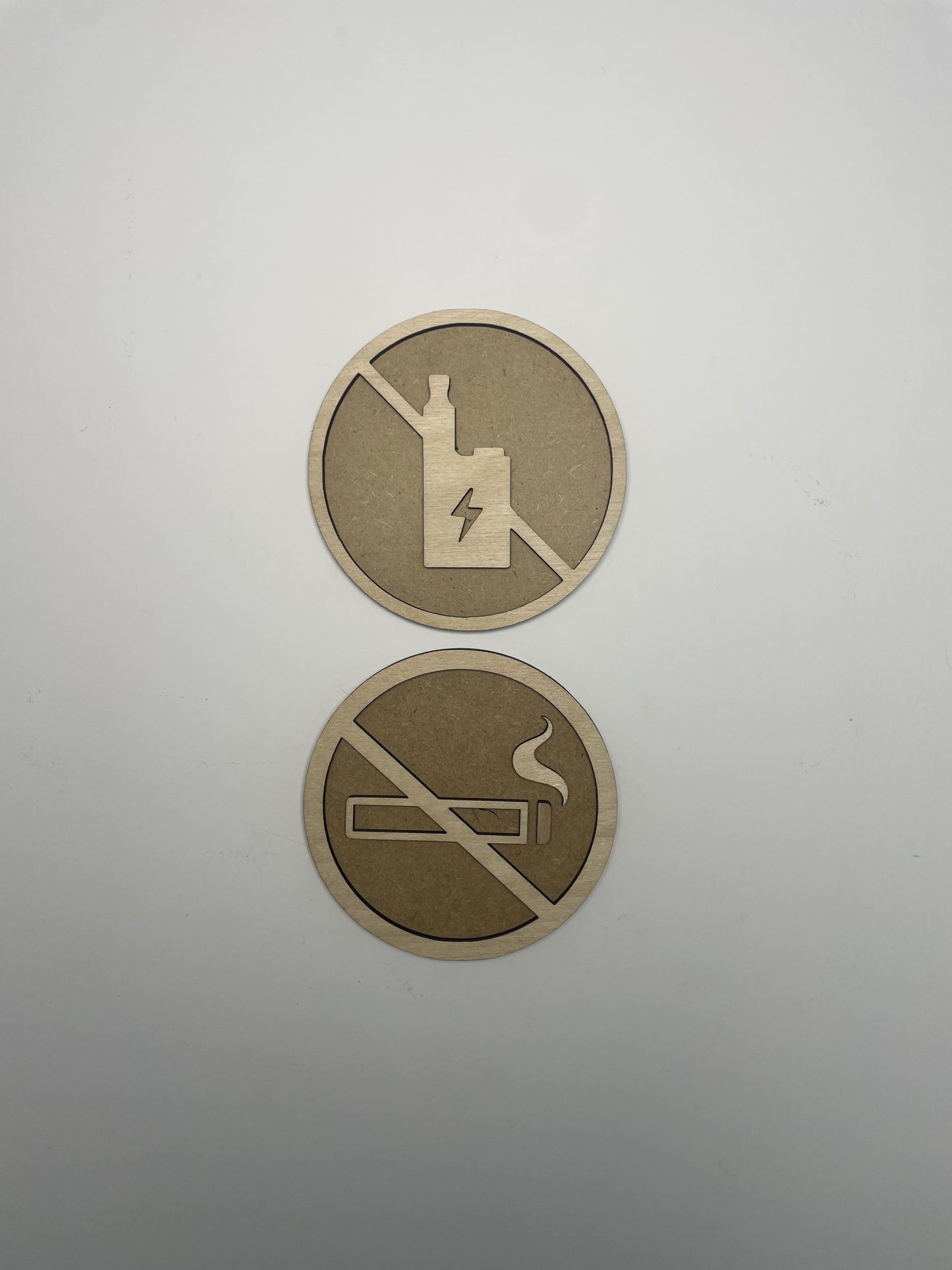 Panneau interdiction de fumer en bois - Signalétique Pictogramme zone non fumeur Ma boutique