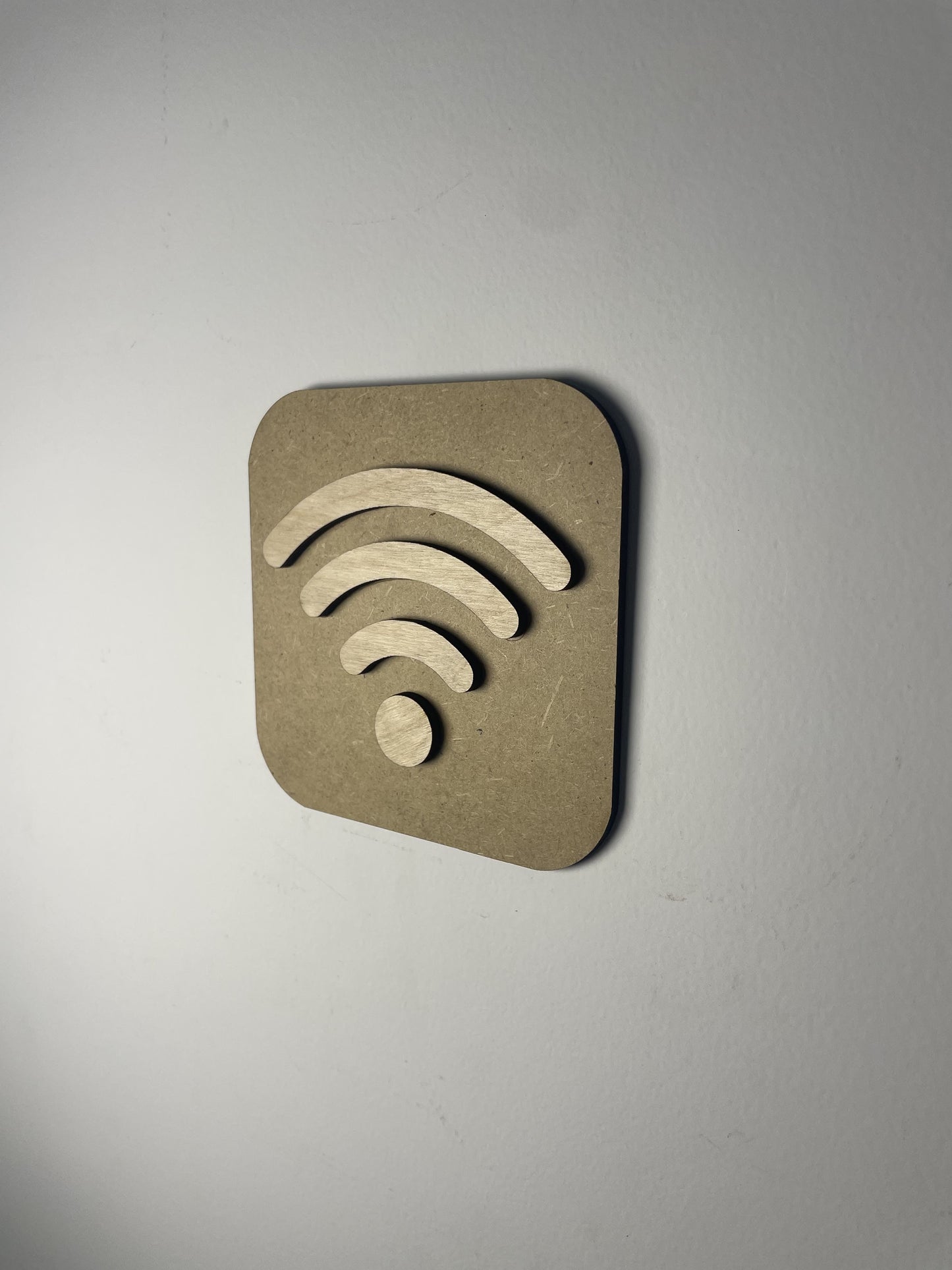 panneau zone wifi en bois - Signalétique Pictogramme en bois Ma boutique