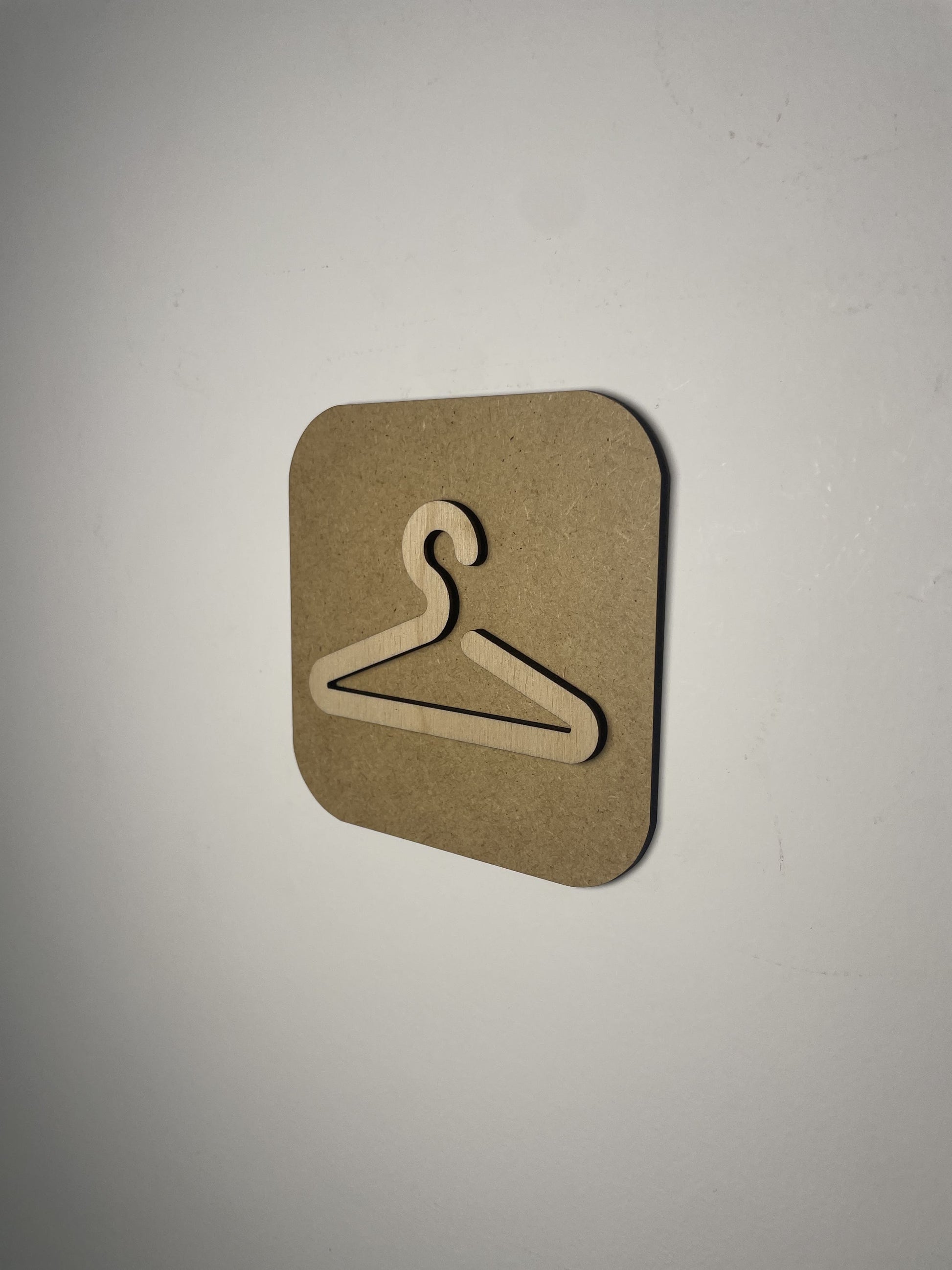Panneau Vestiaire - Signalétique Plaque de porte en bois indication vestiaire Ma boutique