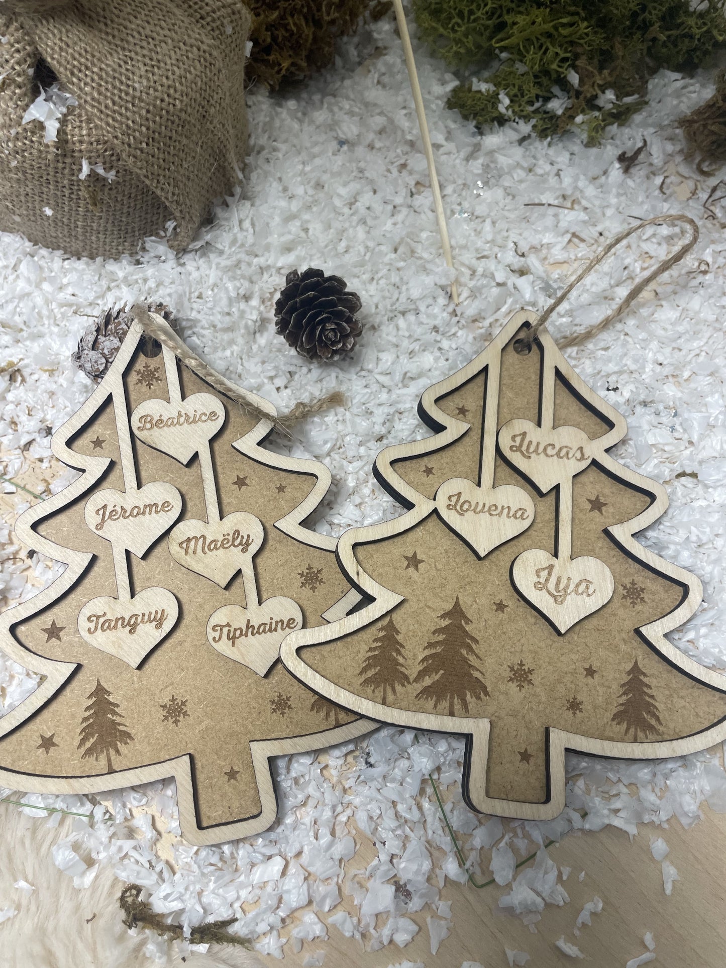 Boule de Noël Familiale Personnalisée – Arbre de Noël avec Prénoms