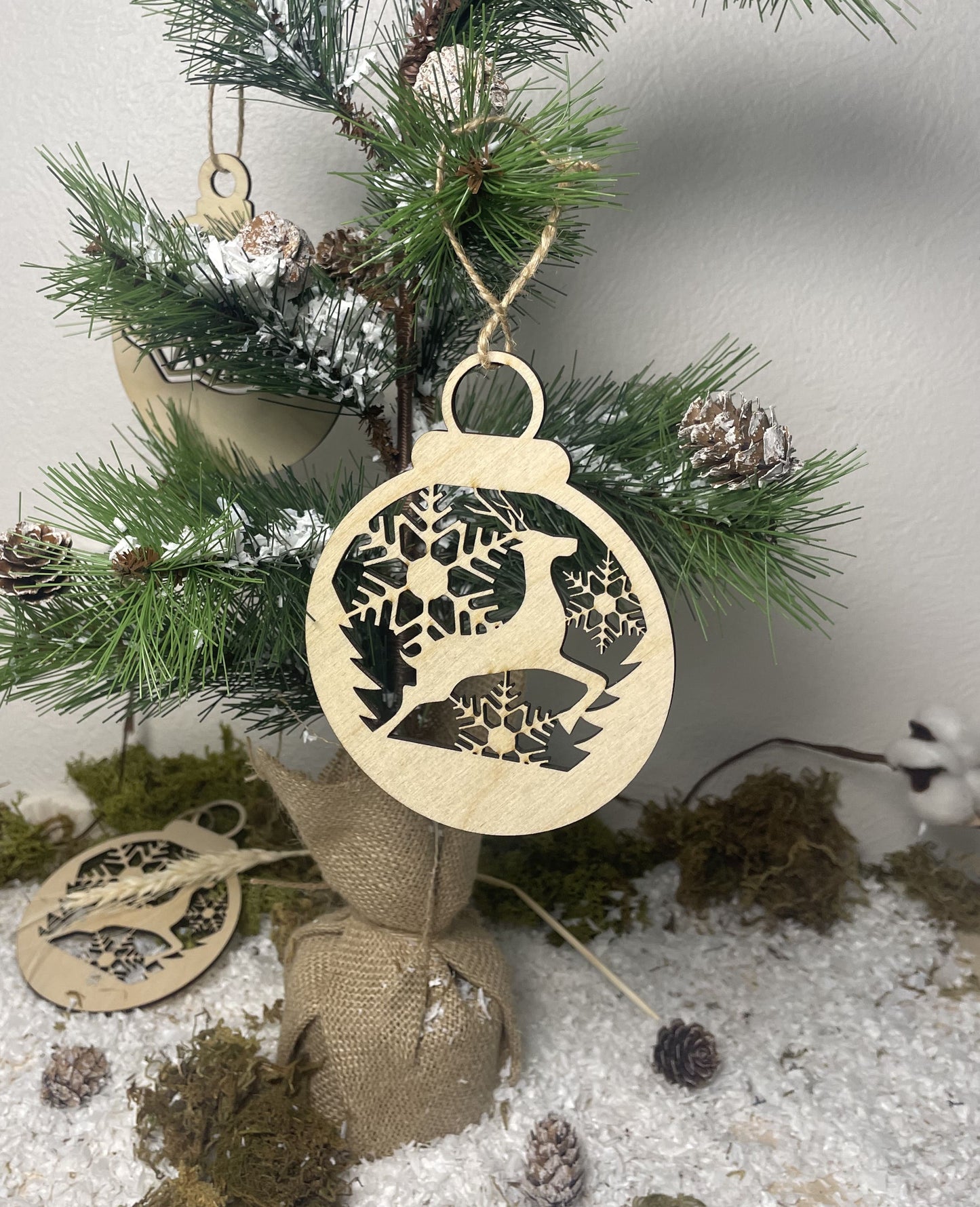 Boule de noël en bois vierge Plusieurs Motifs : boule à décorer/peinture, Décoration Sapin de Noël