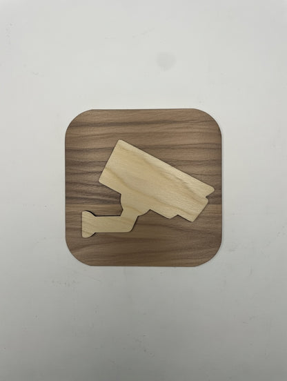 Panneau caméra de surveillance bois - Signalétique Pictogramme