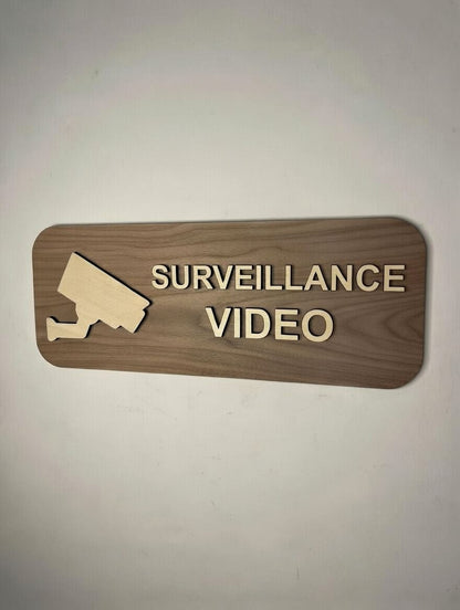 Panneau caméra de surveillance bois - Signalétique Pictogramme