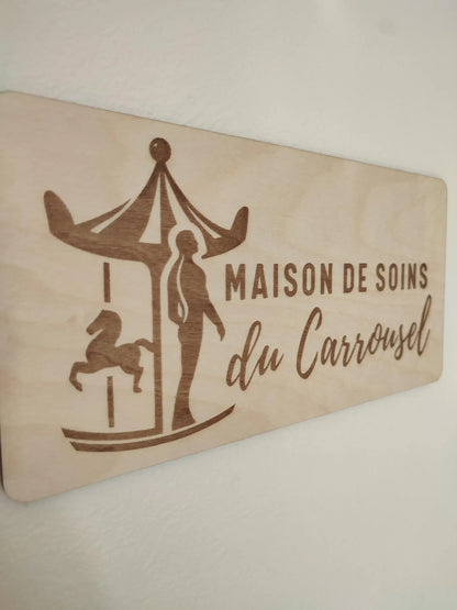 Plaque en Bois avec Logo d’Entreprise personnalisable – Plusieurs formats : Gravure ou Relief Ma boutique