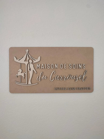 Plaque en Bois avec Logo d’Entreprise personnalisable – Plusieurs formats : Gravure ou Relief Ma boutique