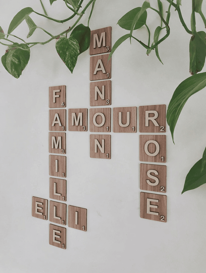 Lettres Scrabble bois relief 3D  : grosses lettres décoratives en bois XXL
