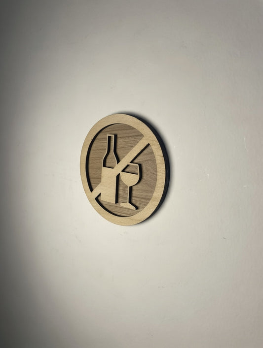 Panneau interdiction alcool bois - interdiction de consommer de l'alcool - Signalétique Pictogramme