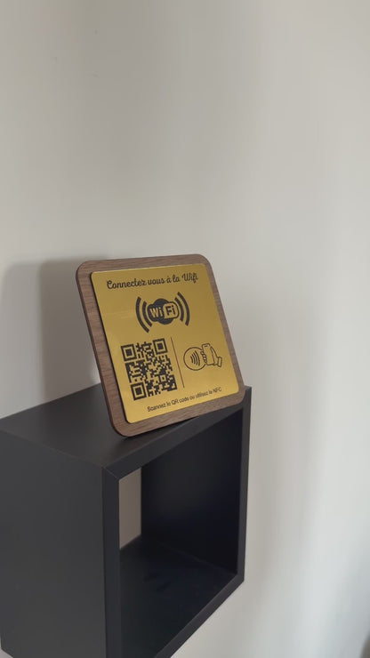 Plaque WiFi Personnalisée | QR Code & NFC | Support WiFi Restaurant, Hôtel, Airbnb | Bois Noyer